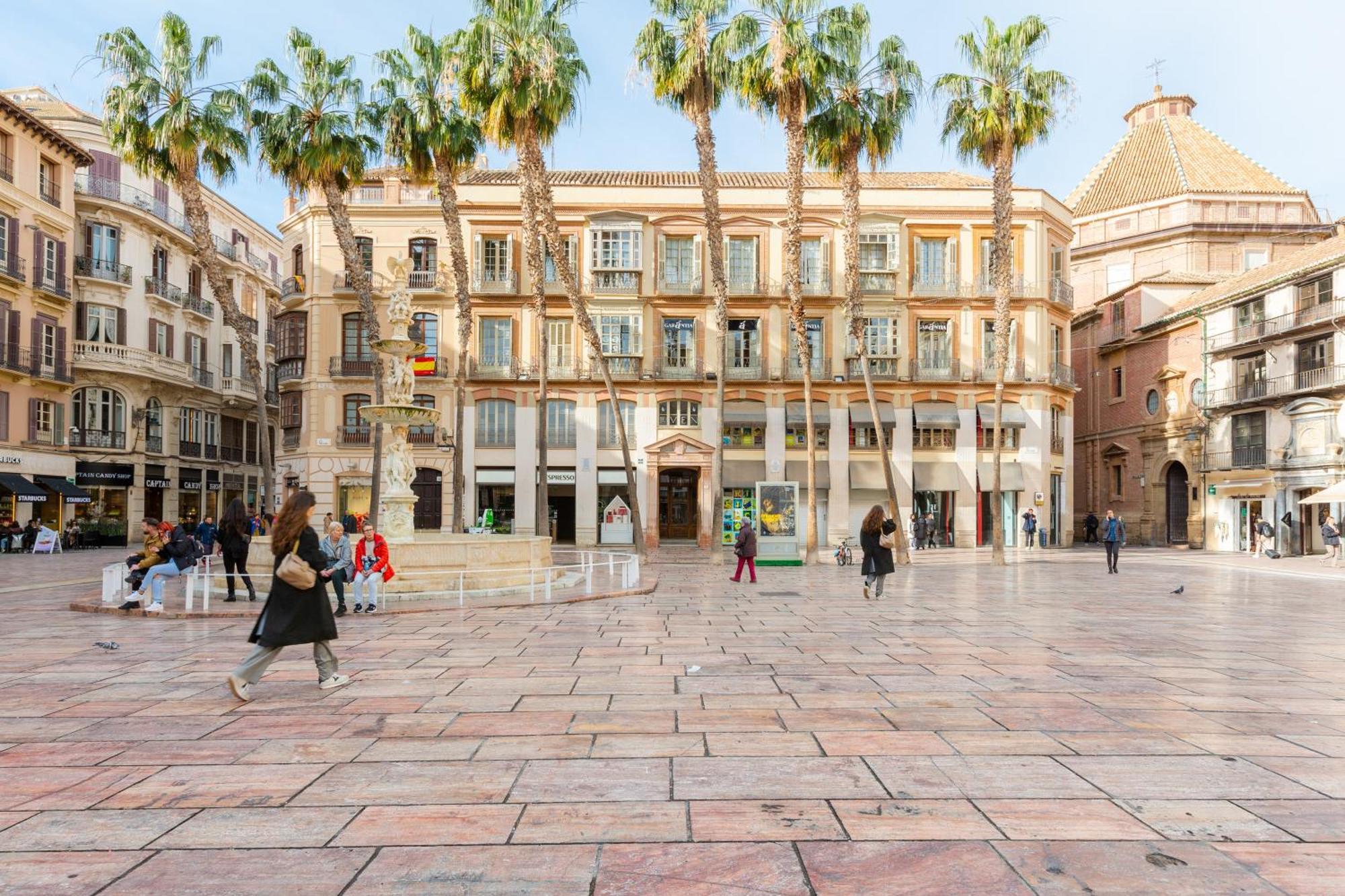 Апартаменты Plaza De La Constitucion Малага Экстерьер фото