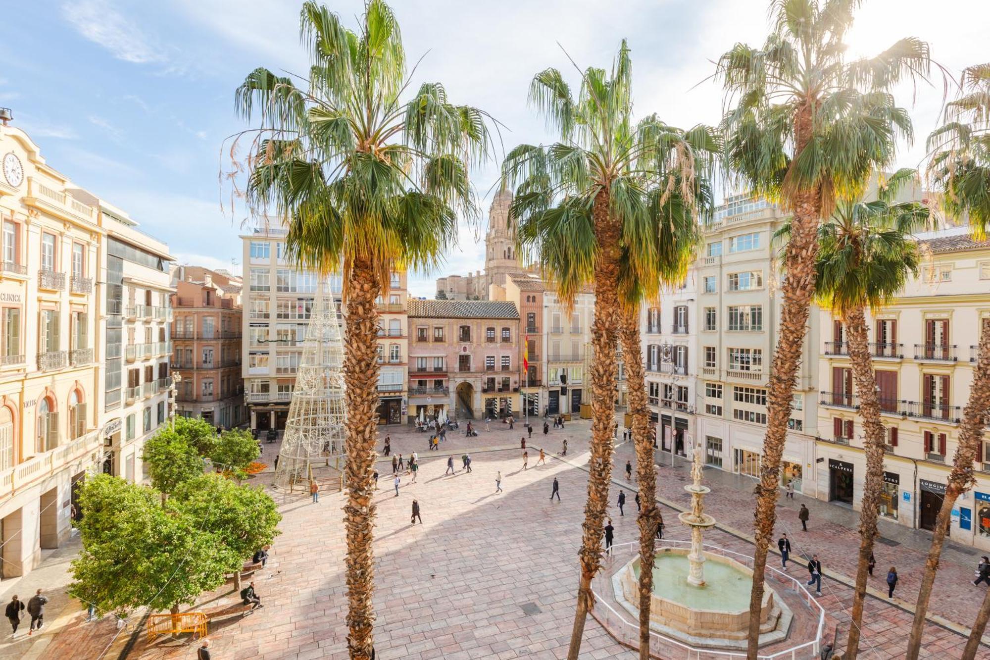 Апартаменты Plaza De La Constitucion Малага Экстерьер фото